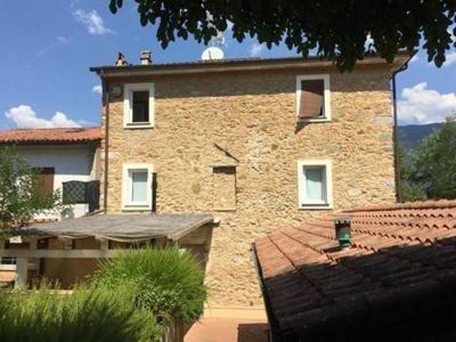 Rustico / Casale in vendita a Camaiore LU