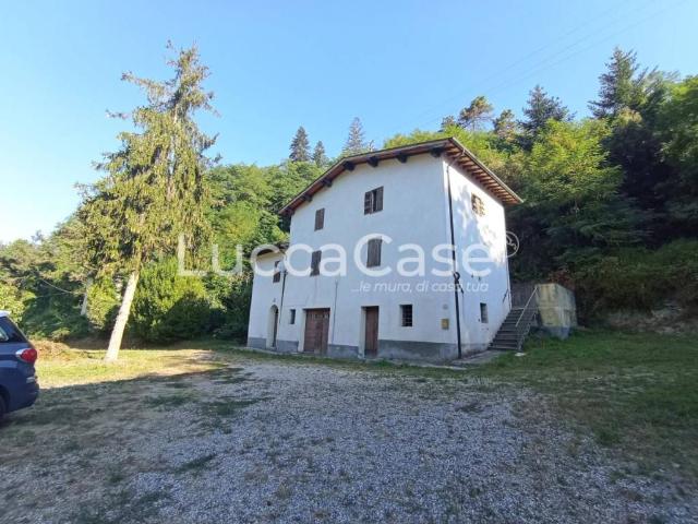 Rustico / Casale in vendita a Camaiore LU