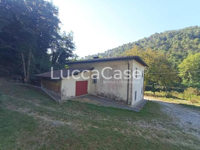Rustico / Casale in vendita a Camaiore LU