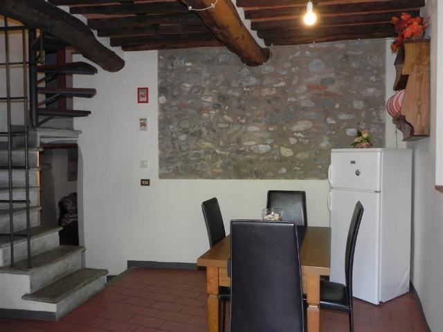 Rustico / Casale in vendita a Camaiore LU