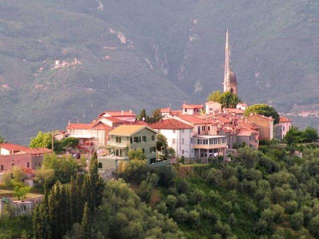 Rustico / Casale in vendita a Camaiore LU