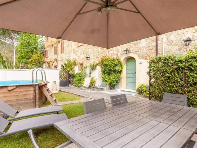 Rustico / Casale in vendita a Camaiore LU