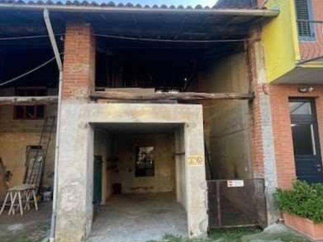 Rustico / Casale in vendita a Cameri NO