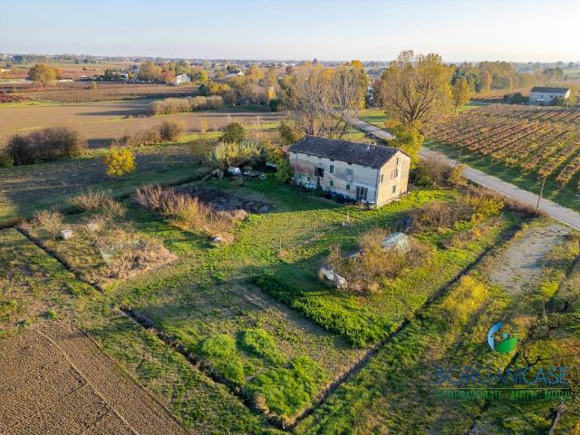 Rustico / Casale in vendita a Campogalliano MO