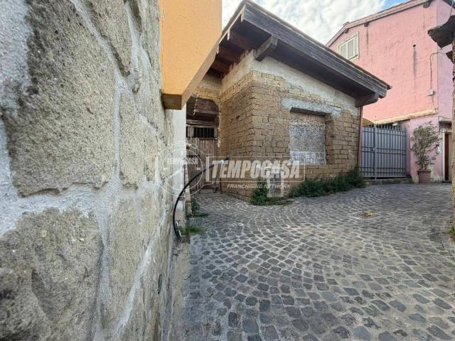 Rustico / Casale in vendita a Campagnano di Roma RM