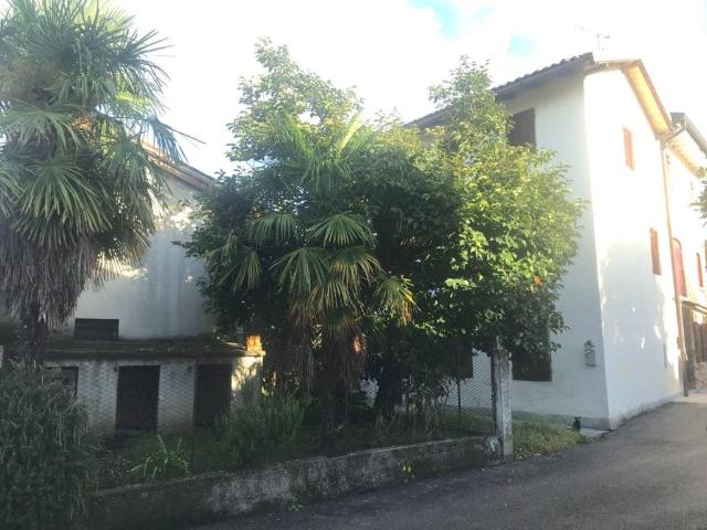 Rustico / Casale in vendita a Caneva PN