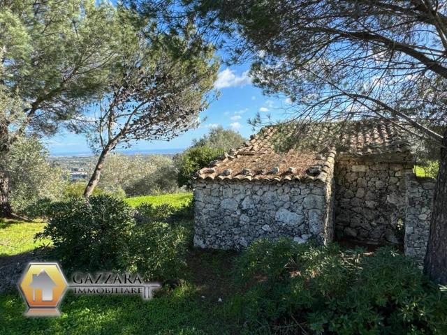 Rustico / Casale in vendita a Canicattini Bagni SR