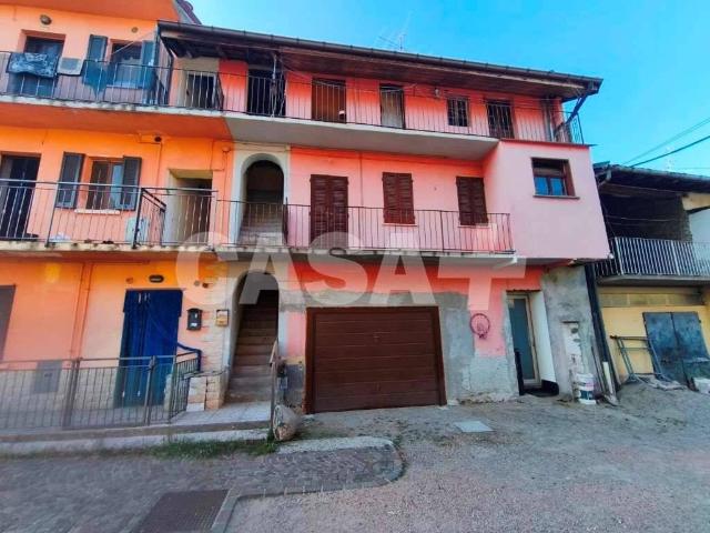 Rustico / Casale in vendita a Cantello VA