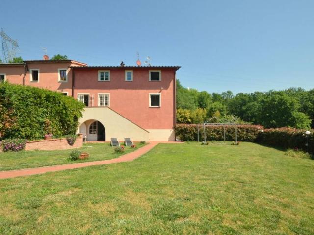 Rustico / Casale in vendita a Capannori LU