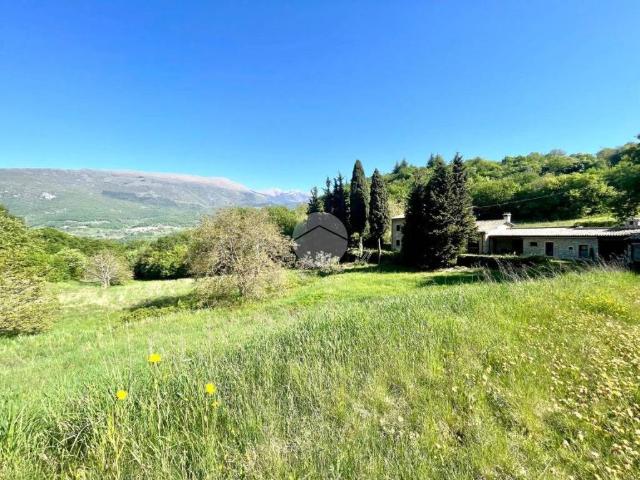 Rustico / Casale in vendita a Caprino Veronese VR