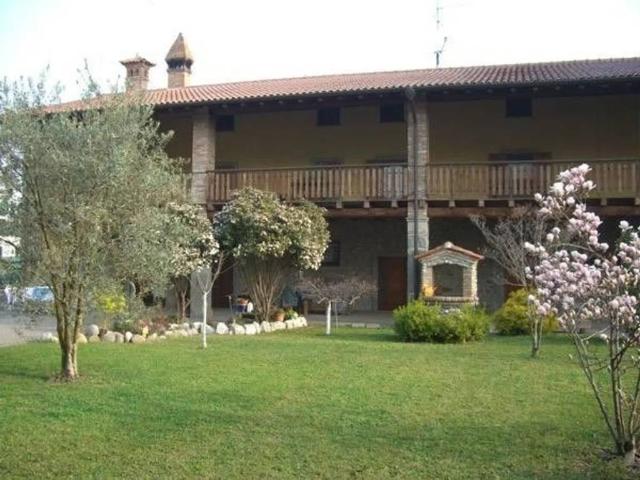 Rustico / Casale in vendita a Capriolo BS