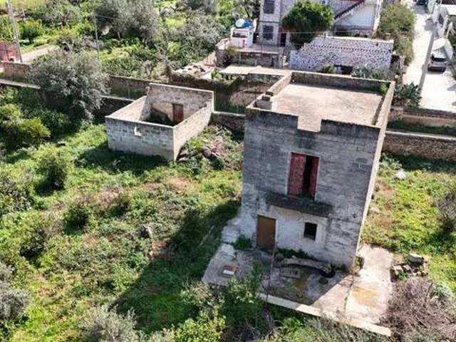 Rustico / Casale in vendita a Carini PA
