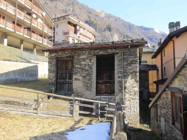 Rustico / Casale in vendita a Carona BG