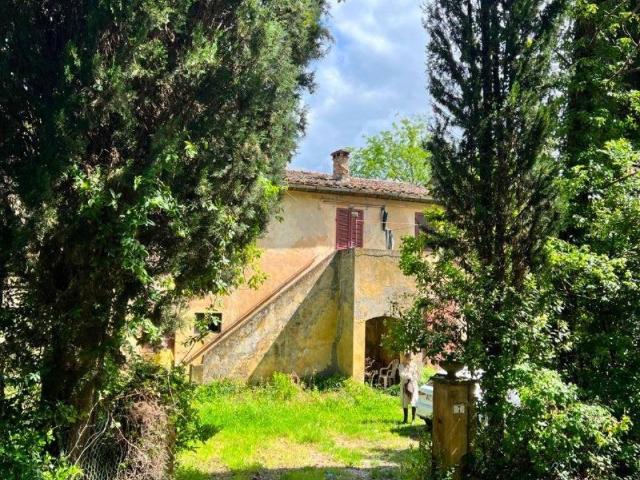 Rustico / Casale in vendita a Casciana Terme Lari PI