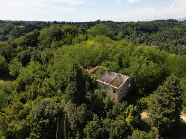 Rustico / Casale in vendita a Casciana Terme Lari PI