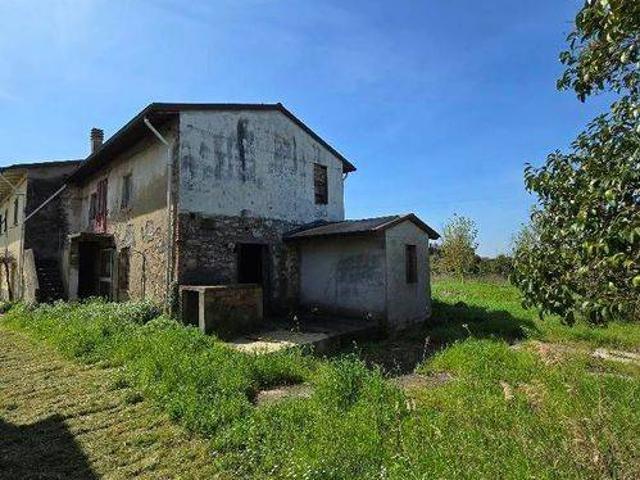 Rustico / Casale in vendita a Cascina PI