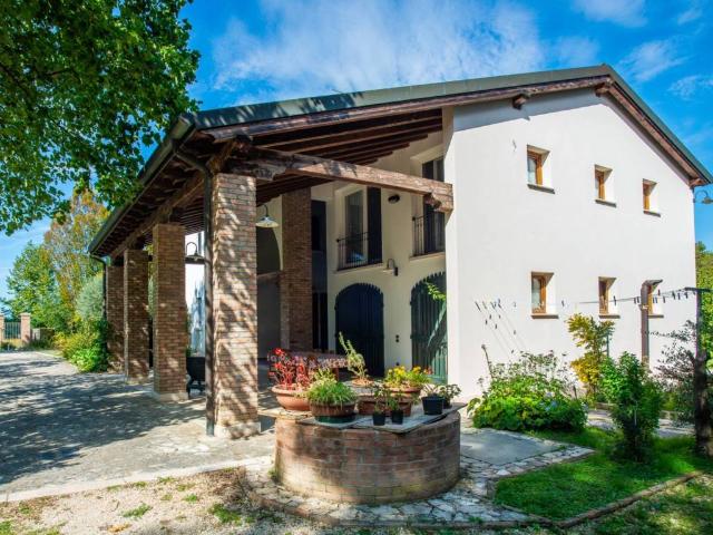 Rustico / Casale in vendita a Casale sul Sile TV