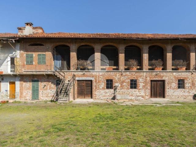 Rustico / Casale in vendita a Caselle Torinese TO