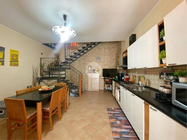 Rustico / Casale in vendita a Caserta CE