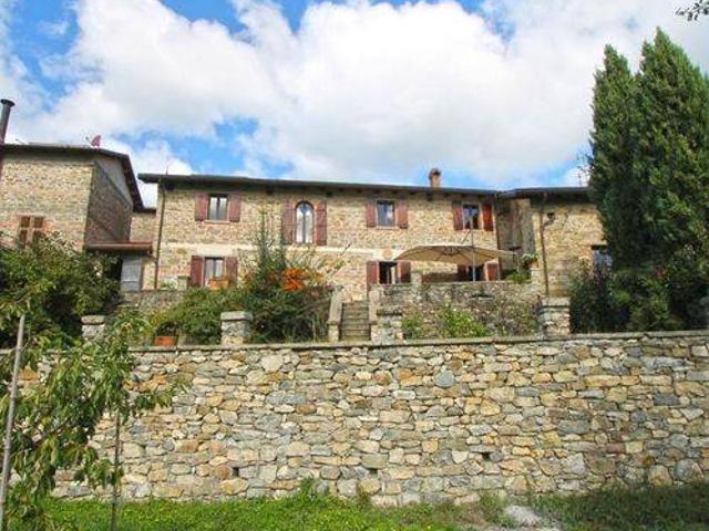 Rustico / Casale in vendita a Casola in Lunigiana MS