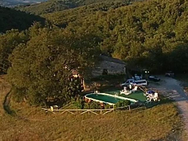 Rustico / Casale in vendita a Casole d'Elsa SI