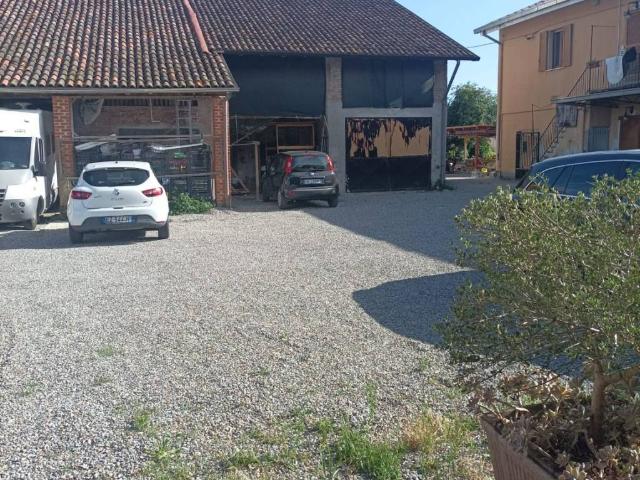 Rustico / Casale in vendita a Cassano d'Adda MI