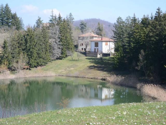 Rustico / Casale in vendita a Castel d'Aiano BO