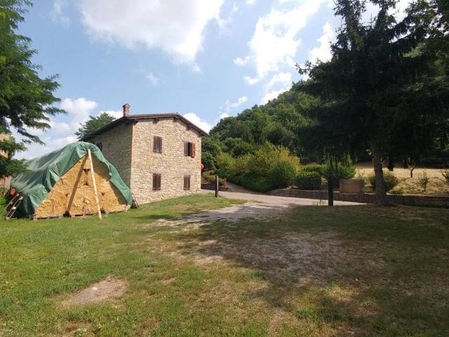 Rustico / Casale in vendita a Castel d'Aiano BO