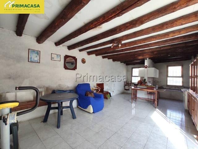 Rustico / Casale in vendita a Castel d'Azzano VR