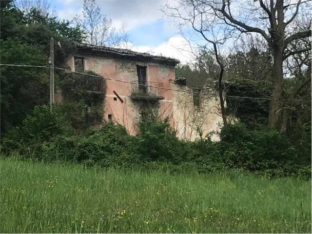 Rustico / Casale in vendita a Castel di Sangro AQ