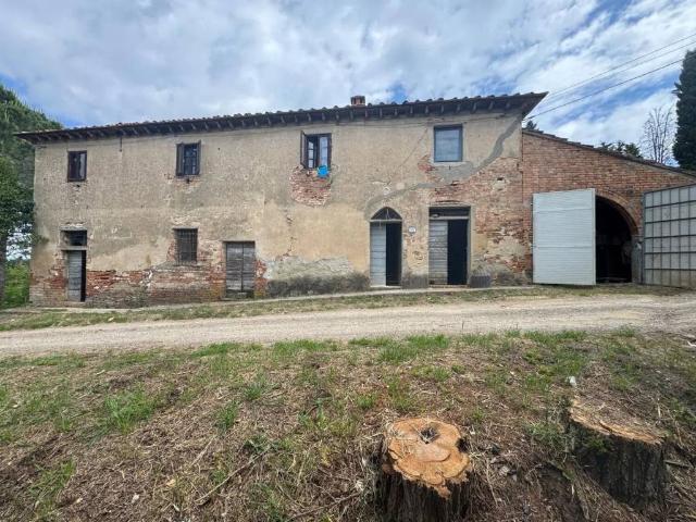 Rustico / Casale in vendita a Castelfiorentino FI