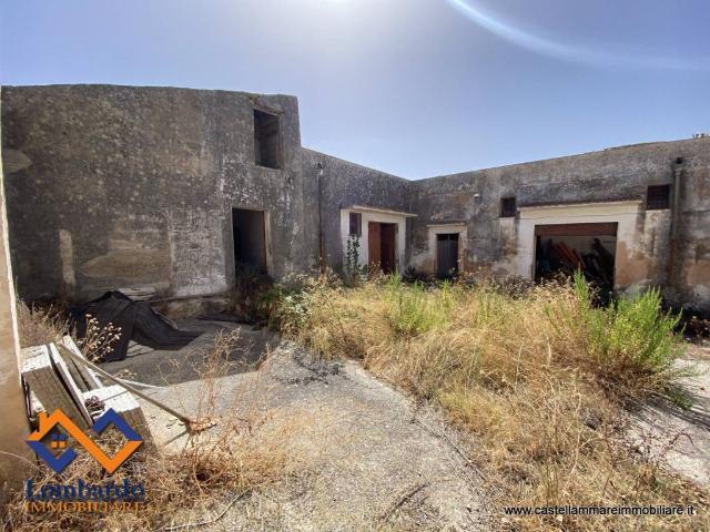 Rustico / Casale in vendita a Castellammare del Golfo TP