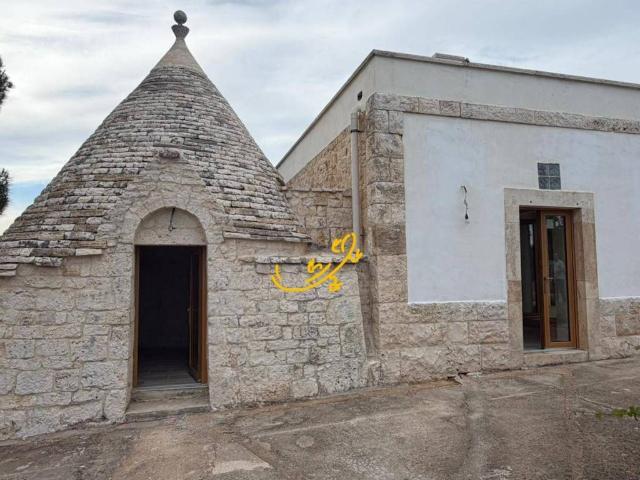 Rustico / Casale in vendita a Castellana Grotte BA