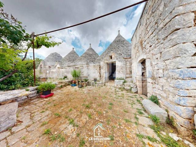 Rustico / Casale in vendita a Castellana Grotte BA