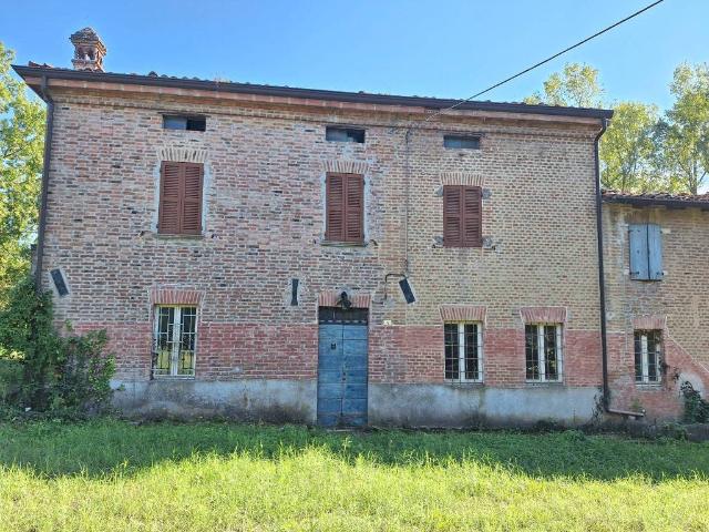 Rustico / Casale in vendita a Castell'Arquato PC