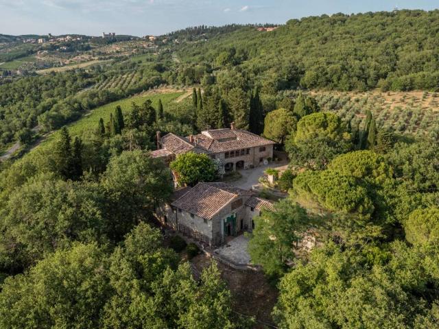 Rustico / Casale in vendita a Castellina in Chianti SI