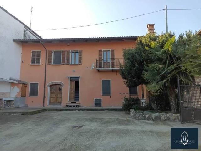 Rustico / Casale in vendita a Castelnuovo Don Bosco AT