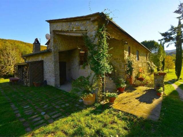 Rustico / Casale in vendita a Castelnuovo di Val di Cecina PI