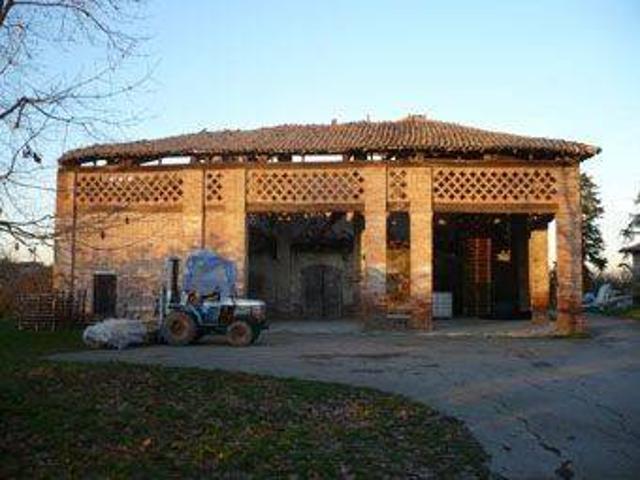 Rustico / Casale in vendita a Castelvetro di Modena MO