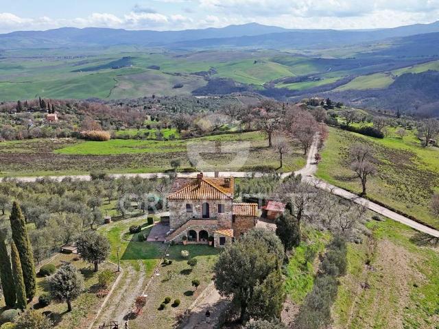 Rustico / Casale in vendita a Castiglione d'Orcia SI