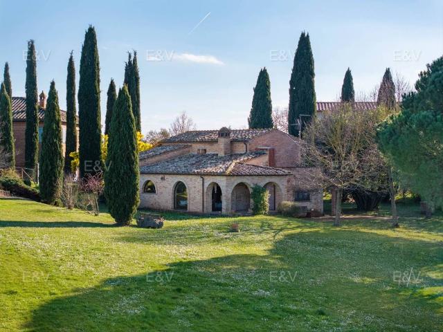 Rustico / Casale in vendita a Castiglione del Lago PG
