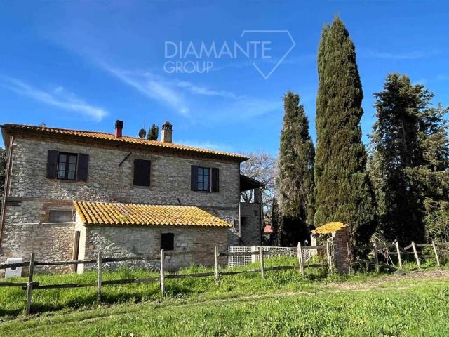 Rustico / Casale in vendita a Castiglione del Lago PG