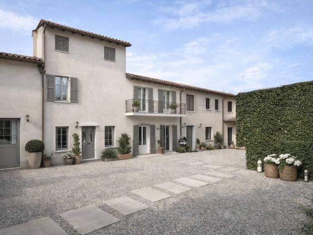 Rustico / Casale in vendita a Castiglione delle Stiviere MN
