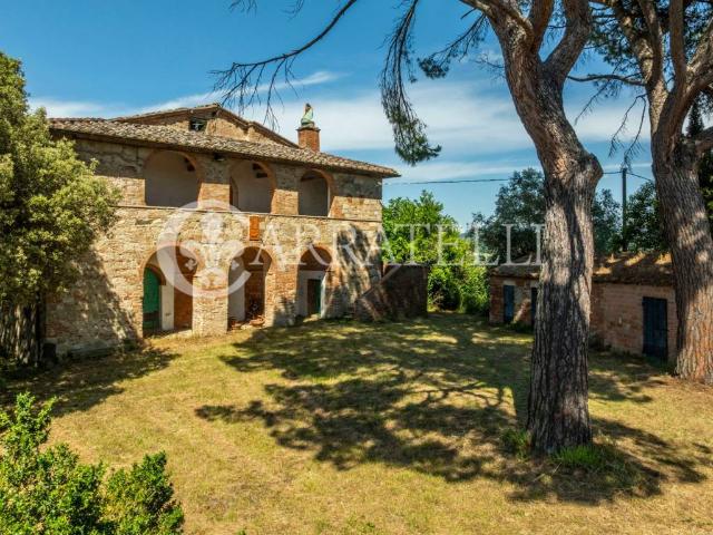 Rustico / Casale in vendita a Cetona SI