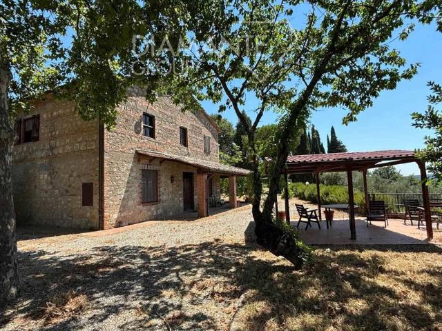 Rustico / Casale in vendita a Cetona SI