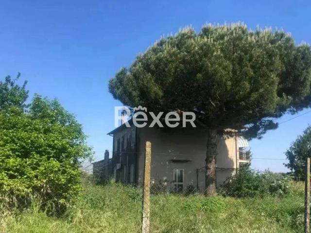Rustico / Casale in vendita a Ceregnano RO