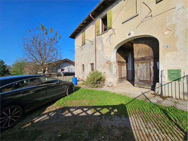 Rustico / Casale in vendita a Cermenate CO