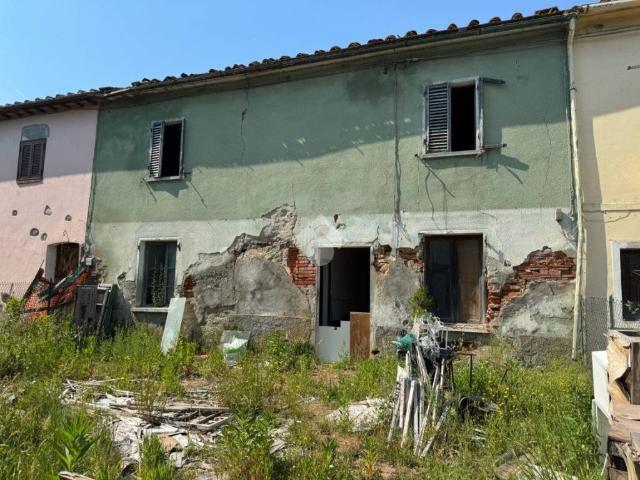 Rustico / Casale in vendita a Chiesina Uzzanese PT