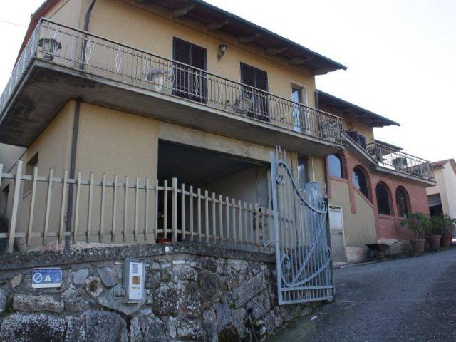 Rustico / Casale in vendita a Chiusi SI