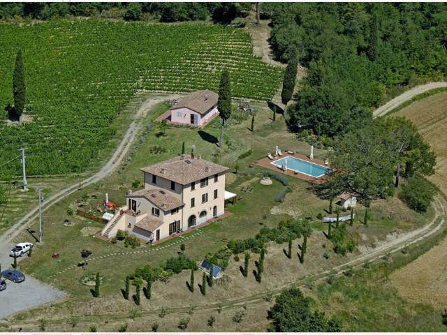 Rustico / Casale in vendita a Chiusi SI